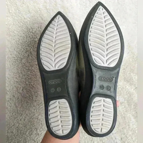 CROCS Flat ballet pointes toe shoes size 6 Women in Good used condition! - Picture 6 of 9